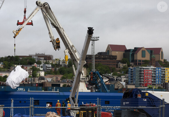 Les débris du petit submersible Titan ont été repêchés et ramenés sur terre mercredi.
Les débris du "Titan" retrouvés et ramenés sur terre. Photo de Paul Daly/CP/ABACAPRESS.COM