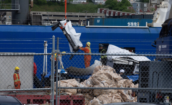 Les débris du "Titan" retrouvés et ramenés sur terre. Photo de Paul Daly/CP/ABACAPRESS.COM