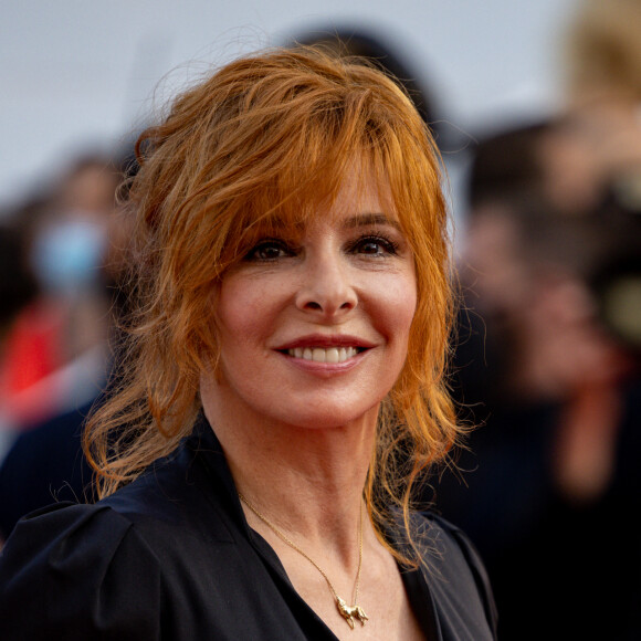 Des violences liées à la mort du jeune Nahel à Nanterre, mardi matin.
Mylène Farmer - Montée des marches du film " OSS 117 : Alerte rouge en Afrique Noire " lors du 74ème Festival International du Film de Cannes. Le 17 juillet 2021 © Borde-Jacovides-Moreau / Bestimage 