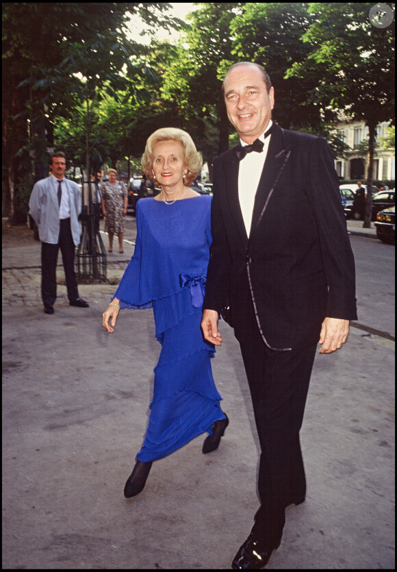 Jacques Chirac et Bernadette Chirac se rendent à un dîner en l'honneur du président américain Ronald Reagan