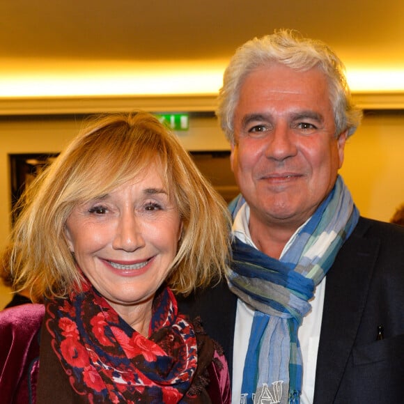 Marie-Anne Chazel et son compagnon Philippe Raffard - Générale de la pièce "L'heureux élu", une comédie de Eric Assous au Théâtre de la Madeleine à Paris le 24 octobre 2016. © Coadic Guirec/Bestimage