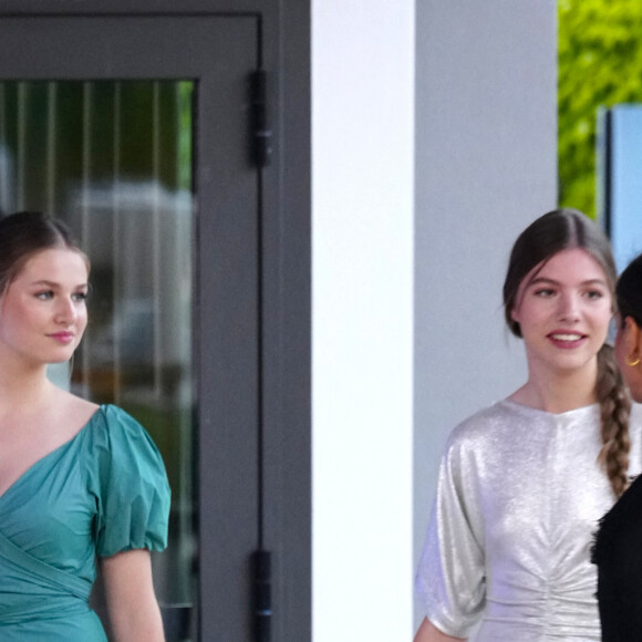 Felipe VI d'Espagne, sa femme Letizia et ses filles Leonor et Sofia d'Espagne - Le roi Felipe VI d'Espagne, la reine Letizia, la princesse Leonor et la princesse Sofia ont assisté à la remise des Prix de la Fondation de la princesse de Gérone 2023. Caldes de Malavella, Gérone - 5 juillet 2023.
