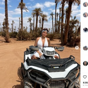 Ce mercredi 5 juillet 2023, Sarah Fraisou a immortalisé une virée en quad sur Instagram.