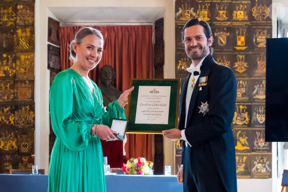 Les internautes ont été nombreux à souligner que les enfants ont beaucoup grandi.
Le prince Carl Philip de Suède lors de la remise de médailles de la Société royale patriotique à Stockholm le 8 mai 2023.