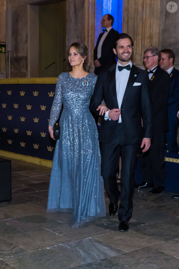 La princesse Sofia (Hellqvist) de Suède, Le prince Carl Philip de Suède, lors du dîner de gala annuel "Sverigemiddagen (dîner suédois)", suivi d'un concert dans la salle Rikssalen du palais royal à Stockholm, le 20 janvier 2023.