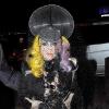 Lady Gaga arrive au Buddha Bar de Londres (2 mars 2010)