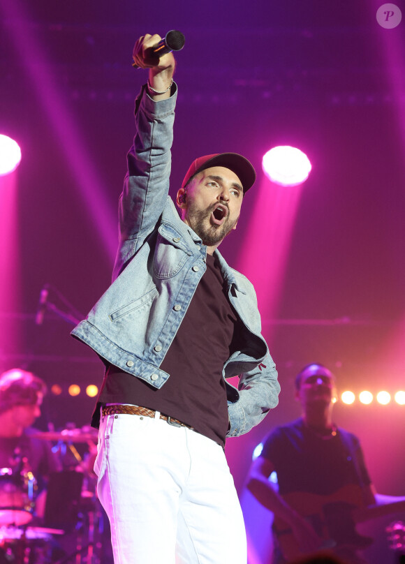 Il vendait en effet les films X enregistrés sur Canal+ !
Christophe Willem - 5ème édition de l'émission "Psychodon, Unis face aux maladies psychiques" à l'Olympia à Paris le 12 juin 2023. © Coadic Guirec/Bestimage