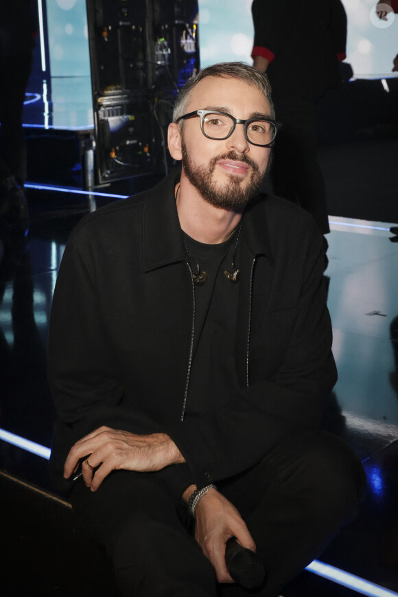 Exclusif - Christophe Willem - Enregistrement de l'émission "300 Choeurs chantent pour les fêtes" à Paris, diffusée le 23 décembre sur France 3 © Jack Tribeca / Bestimage