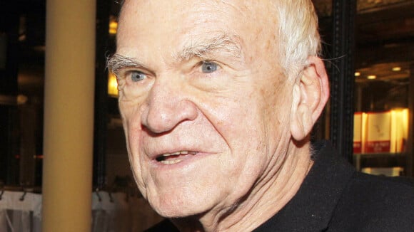 Mort de Milan Kundera : L'écrivain légendaire s'est éteint à 94 ans, son ami Bernard-Henri Lévy effondré