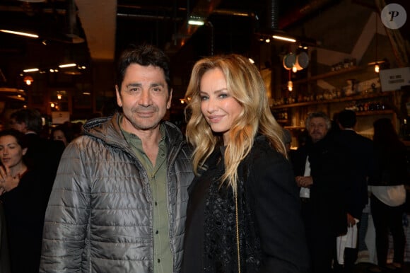 Mais plus les plans avançaient et plus ils voyaient grand.
Exclusif - Adriana Karembeu avec son mari Aram Ohanian - Inauguration du restaurant Rural by M. Veyrat au Palais des Congrès à Paris, France, le 25 avril 2017. © Rachid Bellak/Bestimage