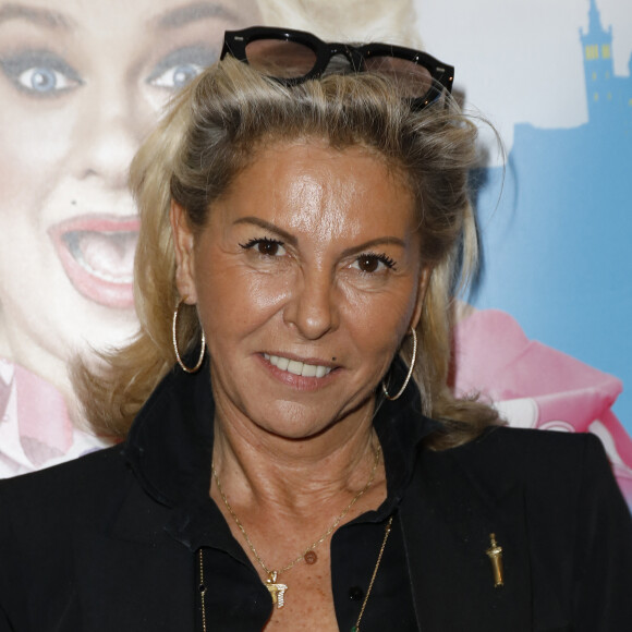 Exclusif - Caroline Margeridon - People au spectacle "Zize Best-Of" au Théâtre des Mathurins à Paris le 30 novembre 2022 © Marc Ausset-Lacroix/Bestimage 