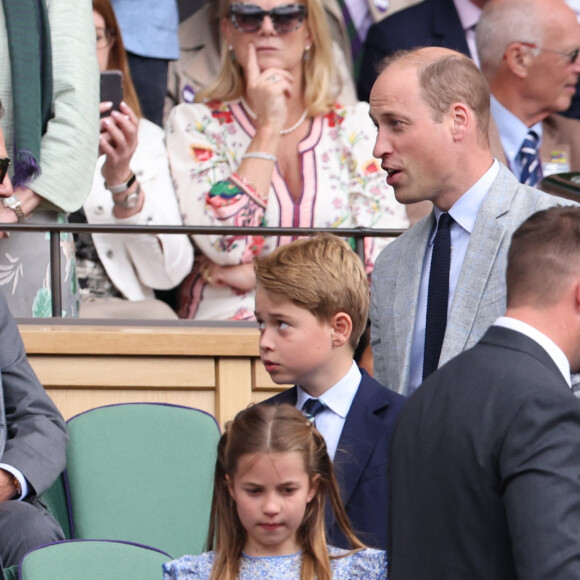 Le prince William, prince de Galles, et Catherine (Kate) Middleton, princesse de Galles, avec leurs enfants le prince George de Galles, et la princesse Charlotte de Galles, arrivent pour assister à la finale homme du tournoi de Wimbledon 2023 à Londres, le 16 juillet 2023.