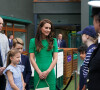 Avec son mari le prince William, elle avait emmené avec elle le prince George et la petite Charlotte.
Le prince William, prince de Galles, et Catherine (Kate) Middleton, princesse de Galles, avec leurs enfants le prince George de Galles, et la princesse Charlotte de Galles, arrivent pour assister à la finale homme du tournoi de Wimbledon 2023 à Londres, le 16 juillet 2023. 