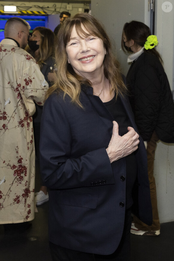 Jane Birkin - Backstage de l'émission spéciale "Unis pour l'Ukraine" à la Maison de la Radio et de la Musique, diffusée en direct sur France 2 et présentée par Nagui et Leïla.Kaddour à Paris le 8 mars 2022.  © Cyril Moreau / Jack Tribeca / Bestimage 