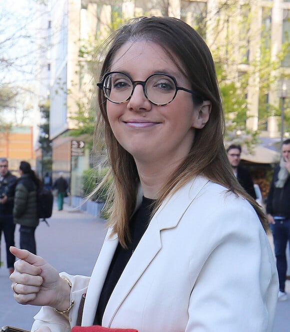 Exclusif - Aurore Bergé, présidente du groupe Renaissance à l'Assemblée Nationale, quitte les studios de BFM Tv le 20 avril 2023 © Jonathan Rebboah / Panoramic / Bestimage  