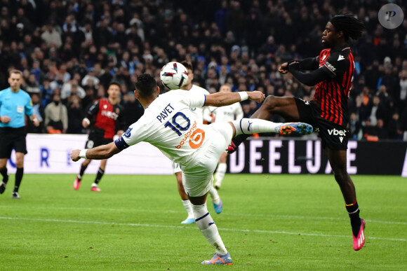 A noter qu'il a également assuré vouloir "continuer à jouer" au foot, et ce malgré ses 36 ans.
Dimitri Payet (Olympique de Marseille) - Jordan Lotomba (OGC Nice) lors du match de Ligue 1 Uber Eats "Marseille - Nice (1-3)" au stade Vélodrome, le 5 février 2023. 