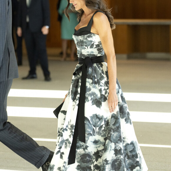 Le roi Felipe VI, la reine Letizia et le président Pedro Sanchez assistent à l'inauguration des Collections de la Galerie Royale, au Palais Royal, Madrid. 25 juillet 2023.