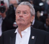 Alain Delon - Montée des marches du film "A Hidden Life" lors du 72ème Festival International du Film de Cannes.