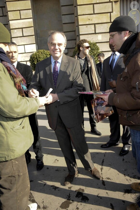 Frédéric Mitterrand arrive au défilé Balenciaga. 04/03/2010