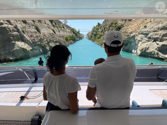 Rafael Nadal dévoile un cliché de ses superbes vacances avec sa compagne et son fils jeudi 27 juillet 2023 sur Instagram.