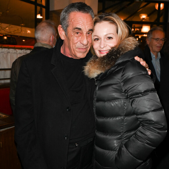 Thierry Ardisson et sa femme Audrey Crespo-Mara - Lancement du numéro 75 de la revue littéraire "La règle du jeu", avec pour thème "Comment lisez-vous ?", au Café de Flore à Paris. Le 16 février 2022 © Coadic Guirec / Bestimage