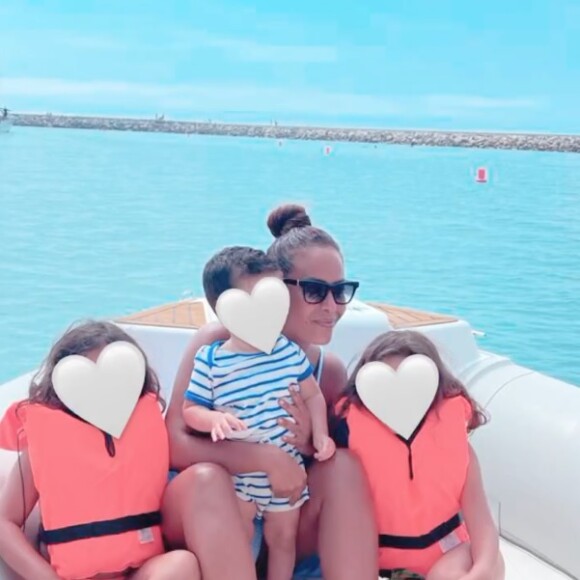 Sofia, Hana, Zayn et Amel Bent ont pris le large. ©Instagram