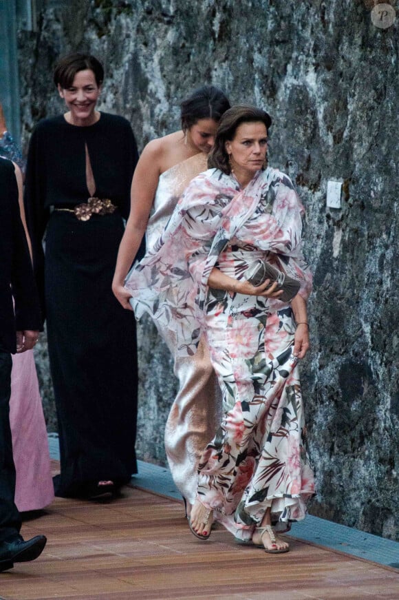 La princesse Stéphanie de Monaco et sa fille Pauline Ducruet - Arrivées pour la soirée de mariage de Pierre Casiraghi et Beatrice Borromeo au château Rocca Angera (château appartenant à la famille Borromeo) à Angera sur les Iles Borromées, sur le Lac Majeur, le 1er août 2015.