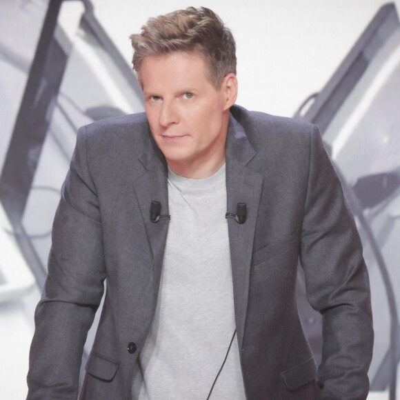 L'heure est à la remise en question pour Matthieu Delormeau !
Exclusif - Matthieu Delormeau - Sur le plateau de l'émission TPMP People © Jack Tribeca / Bestimage