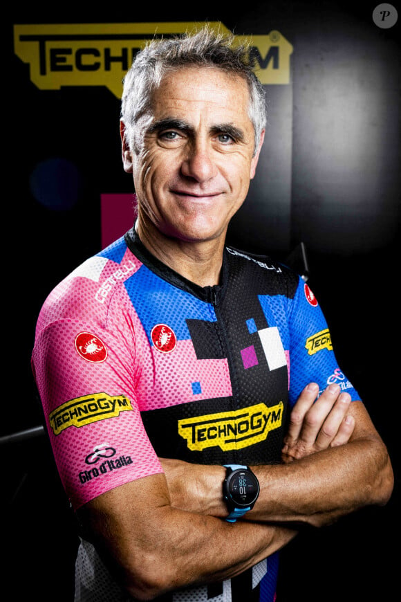 Le consultant de France Télévisions était aux commentaires durant les championnats du monde de cyclisme sur route
 
Présentation du vélo d'appartement Technogym Ride par Laurent Jalabert à Paris le 17 mai 2022.