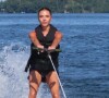 Et Victoria Beckham n'a pas hésité à faire du ski nautique
David et Victoria Beckham sur Instagram