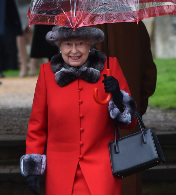 La reine Elizabeth II d'Angleterre - Les membres de la famille royale d'Angleterre ont assisté à la messe de Noël de l'église de St. Mary Magdalene à Norfolk, le 25 décembre 2015 