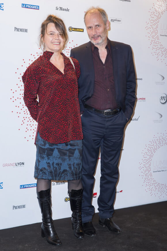 Hippolyte Girardot et sa compagne Kristina Larsen - Inauguration de l'exposition "Lumière! Le cinéma inventé!" au Grand Palais à Paris, le 26 mars 2015.