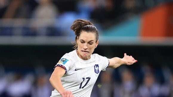 Coupe du monde féminine : La double vie de Léa Le Garrec, star des Bleues, mais pas que !