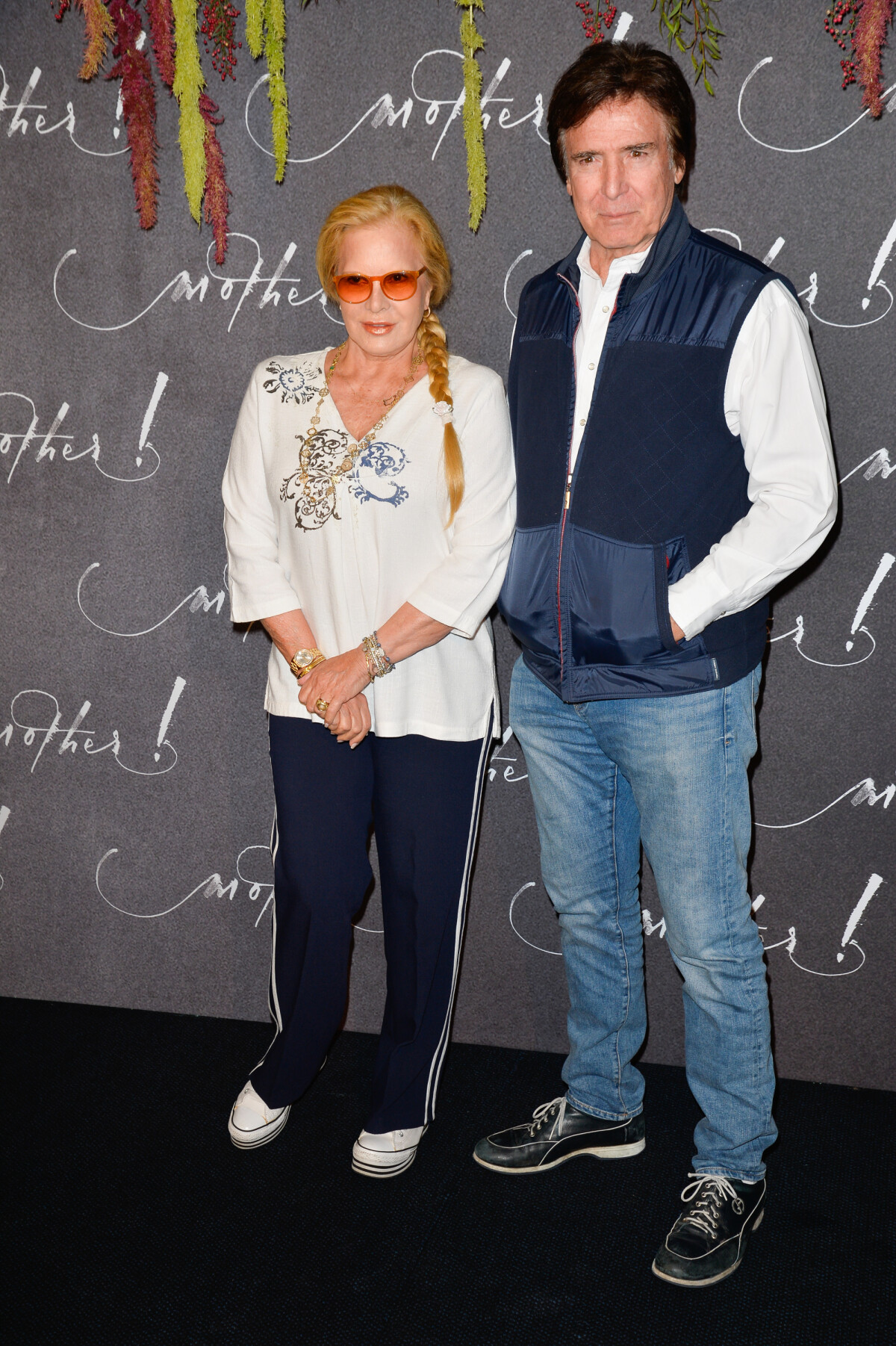 Photo Sylvie Vartan et son mari Tony Scotti Avant première du film Mother au cinéma UGC