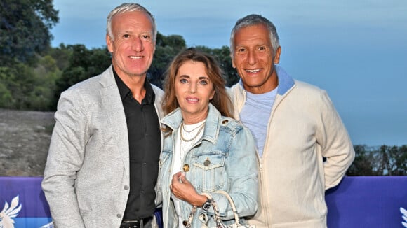 Didier Deschamps tout sourire avec sa femme Claude, rayonnante avec un sac de luxe aux côtés de Nagui et Mélanie Page