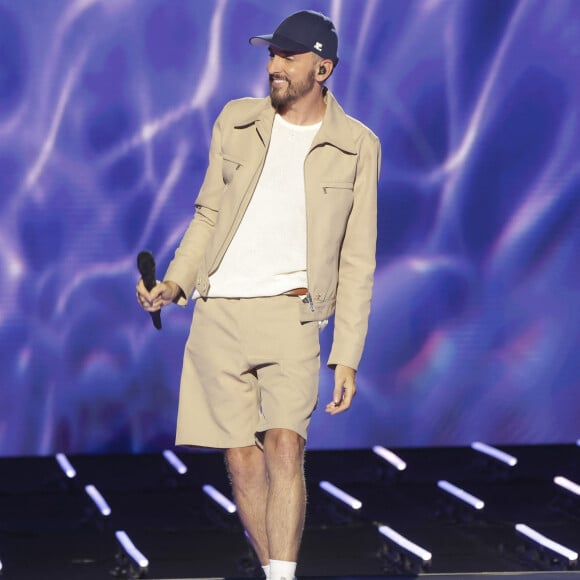 Exclusif - Christophe Willem - Enregistrement de l'émission "Le plus grand karaoké de France : Les tubes de légendes" au stade Roland Garros à Paris, diffusée le 24 août à 21h10 sur M6 © Jack Tribeca / Bestimage