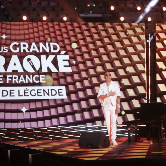 Exclusif - Pascal Obispo - Enregistrement de l'émission "Le plus grand karaoké de France : Les tubes de légendes" au stade Roland Garros à Paris, diffusée le 24 août à 21h10 sur M6 © Jack Tribeca / Bestimage