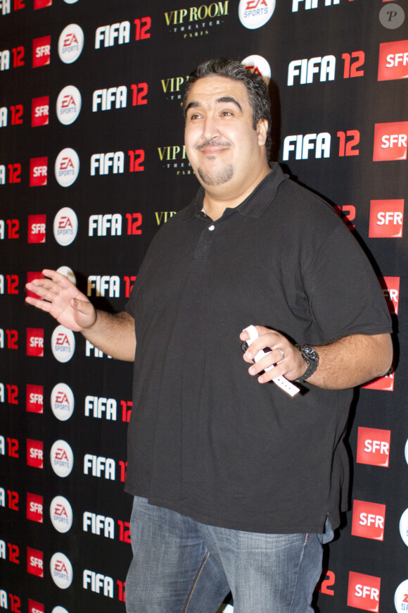 Wahid Bouzidi (Jamel Comedy Club) - SOIREE DE LANCEMENT DE FIFA 12 AU VIP ROOM DE PARIS