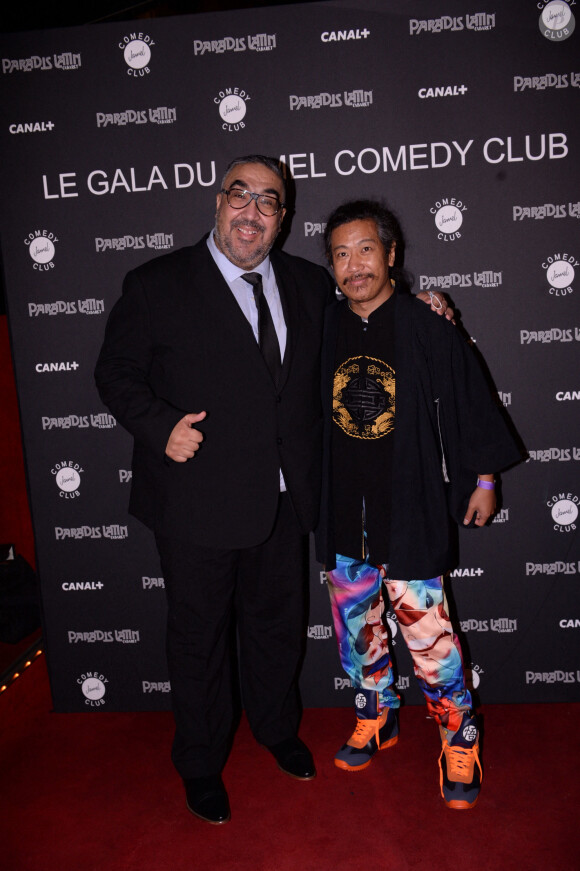 Wahid Bouzidi, Bun Hay Mean - Soirée de gala du Jamel Comedie Club au Paradis Latin avec Canal+ à Paris, le 8 octobre 2020.