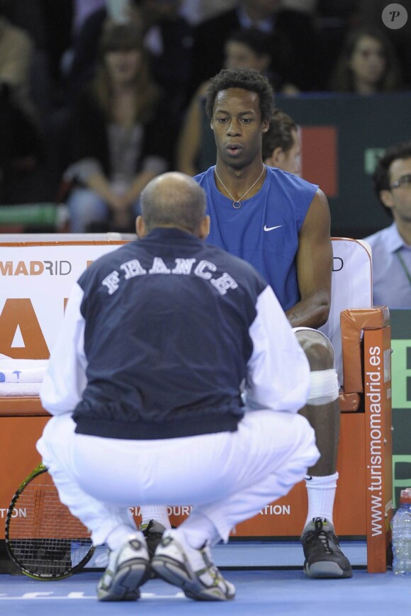 Gaël Monfils et Guy Forget lors du premier match de Coupe Davis à Toulon face à l'Allemagne le 5 mars 2010