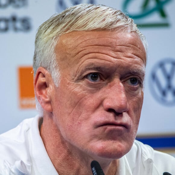 "Sans être méchant, le dernier épisode, en juin, n'est pas trop à son crédit", démarre Didier Deschamps
 
Conférence de presse de Didier Deschamps, entraîneur de l'équipe de France de football, à Clairefontaine, le 9 juin 2023. © Baptiste Autissier / Panoramic / Bestimage