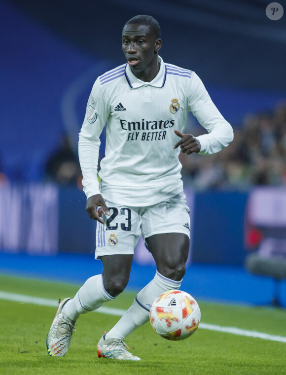 Dedans, Didier Deschamps évoque le cas de Ferland Mendy
 
Ferland Mendy du Real Madrid lors du match de football de la Coupe du Roi quart de finale opposant le Real Madrid et l'Atlético de Madrid à stade l'Estadio Santiago Bernabeu à Madrid, Espagne le 27 janvier 2023. Le Real a gagné 3-1. © Pablo Garcia/DAX/Zuma Press/Bestimage