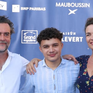 Louise Bourgoin, Nicolas Silhol, Samy Belkessa, guest - Arrivées sur le tapis bleu de la 16ème édition du festival du film francophone de Angoulême le 24 août 2023. © Coadic Guirec / Bestimage 