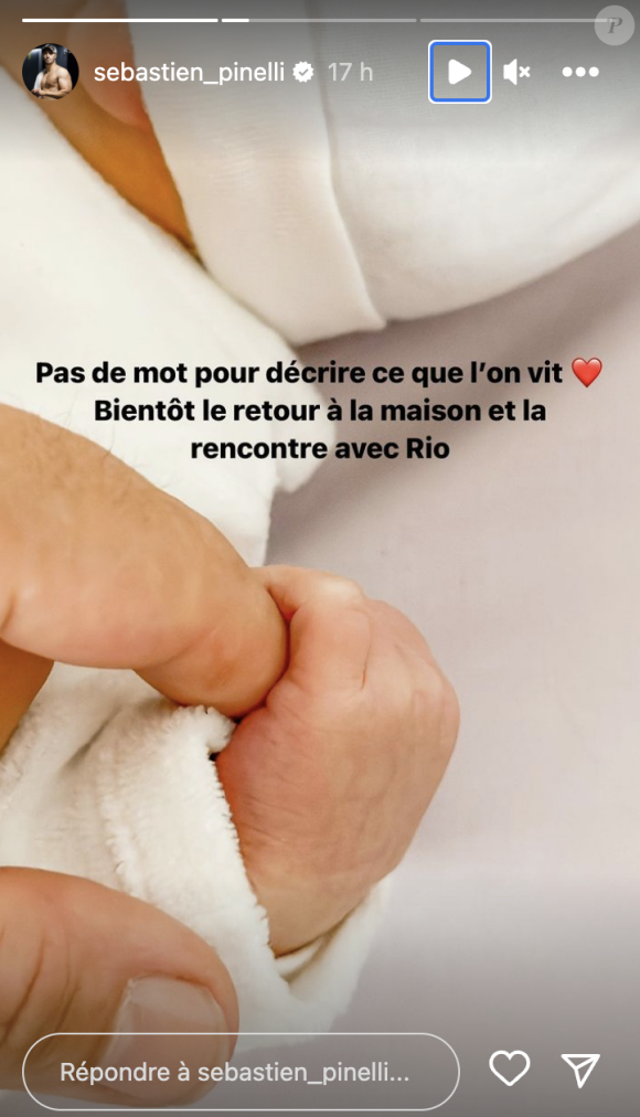 Le jeune papa a de son côté dévoilé une image dévoilant la toute petite main de sa fille Lou. "Pas de mot pour décrire ce que l'on vit. Bientôt le retour à la maison", a-t-il simplement commenté.