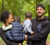 Le musicien et sa compagne ont publié des photos de leur promenade en Normandie avec leurs enfants, sur leurs comptes Instagram respectifs.