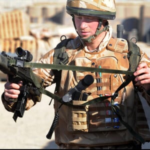 Et qu'il s'y investit ! 
Le prince Harry avec l'armée britannique dans la province d'Helmand au sud de l'Afghanistan. Janvier et février 2008