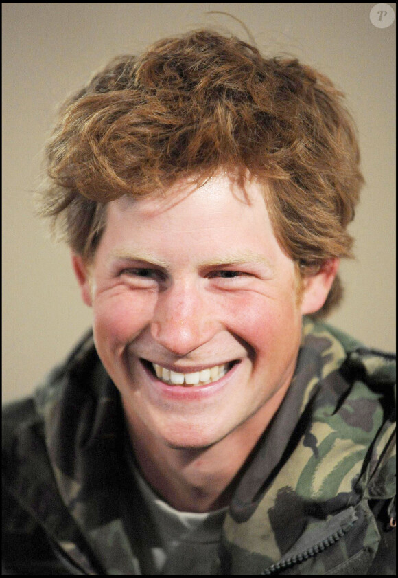 Et notamment de la réaction de sa famille à son retour.
Le prince Harry avec l'armée britannique dans la province d'Helmand au sud de l'Afghanistan. Janvier et février 2008