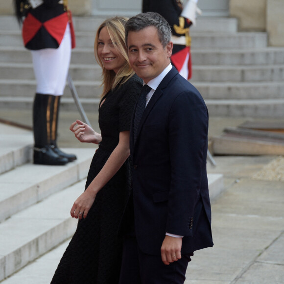 Naissance - Gérald Darmanin est papa pour la deuxième fois d'un petit garçon prénommé Alec - Info - Gérald Darmanin papa d'un petit garçon prénommé Maximilien né en avril - Gérald Darmanin, ministre de l’Action et des Comptes publics, et sa femme Rose-Marie Devillers - Arrivées au dîner d'Etat organisé pour la visite du président itlalien Sergio Mattarella au Palais de l'Elysée à Paris, le 5 juillet 2021. 