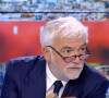 Pascal Praud sur le plateau de "L'heure des pros" pour CNews.