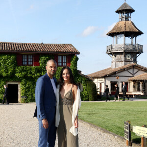 Semi Exclusif - Tony Parker et sa compagne Alizé Lim lors de la fête de la fleur et l'intronisation de personnalités commandeurs et ambassadeurs par la Commanderie du Bontemps au Château Smith Haut Lafitte à Martillac le 27 avril 2023. © Fabien Cottereau / Patrick Bernard / Bestimage